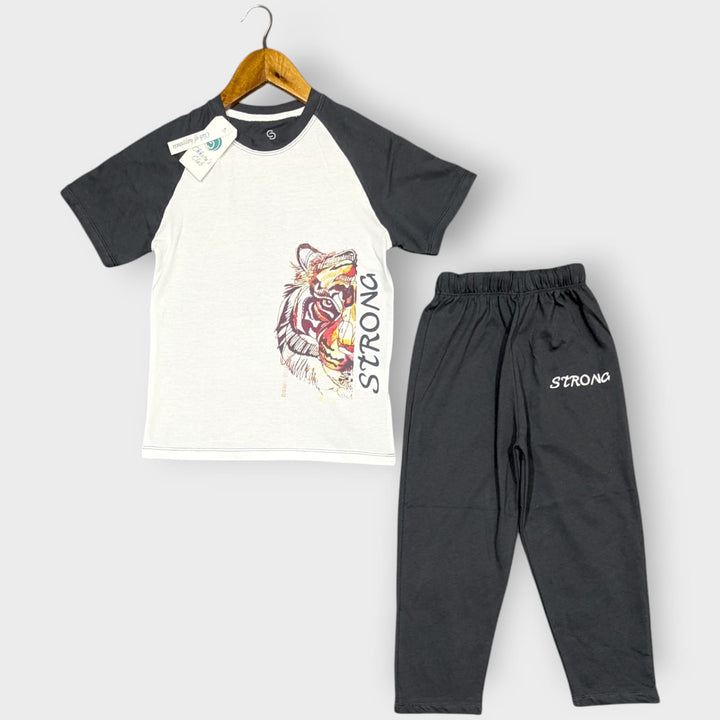 Strong Tracksuit