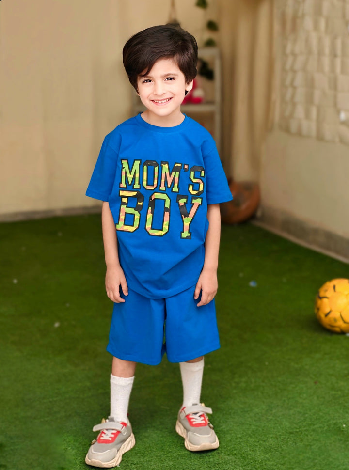 Mom's boy Royal 011